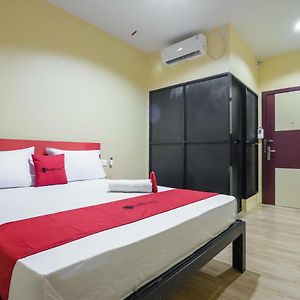 RedDoorz @ Batu Aji Batam 2